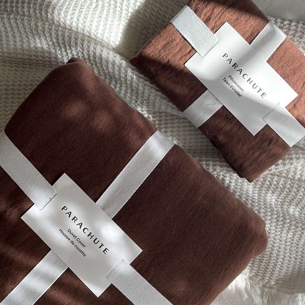 Parachute Linen Duvet King/Cal King Raisin Brown Plus Standard Pillow Cases